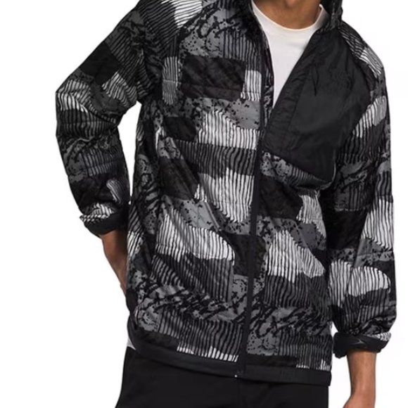 The North Face Long Sleeve Circaloft Abstract Printed Jacket - Size M - Picture 3 of 4